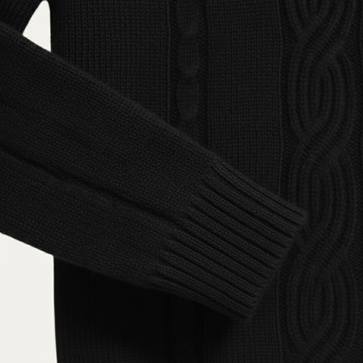 The Courchevel Knitted Turtleneck Sweater for Men Merino Wool