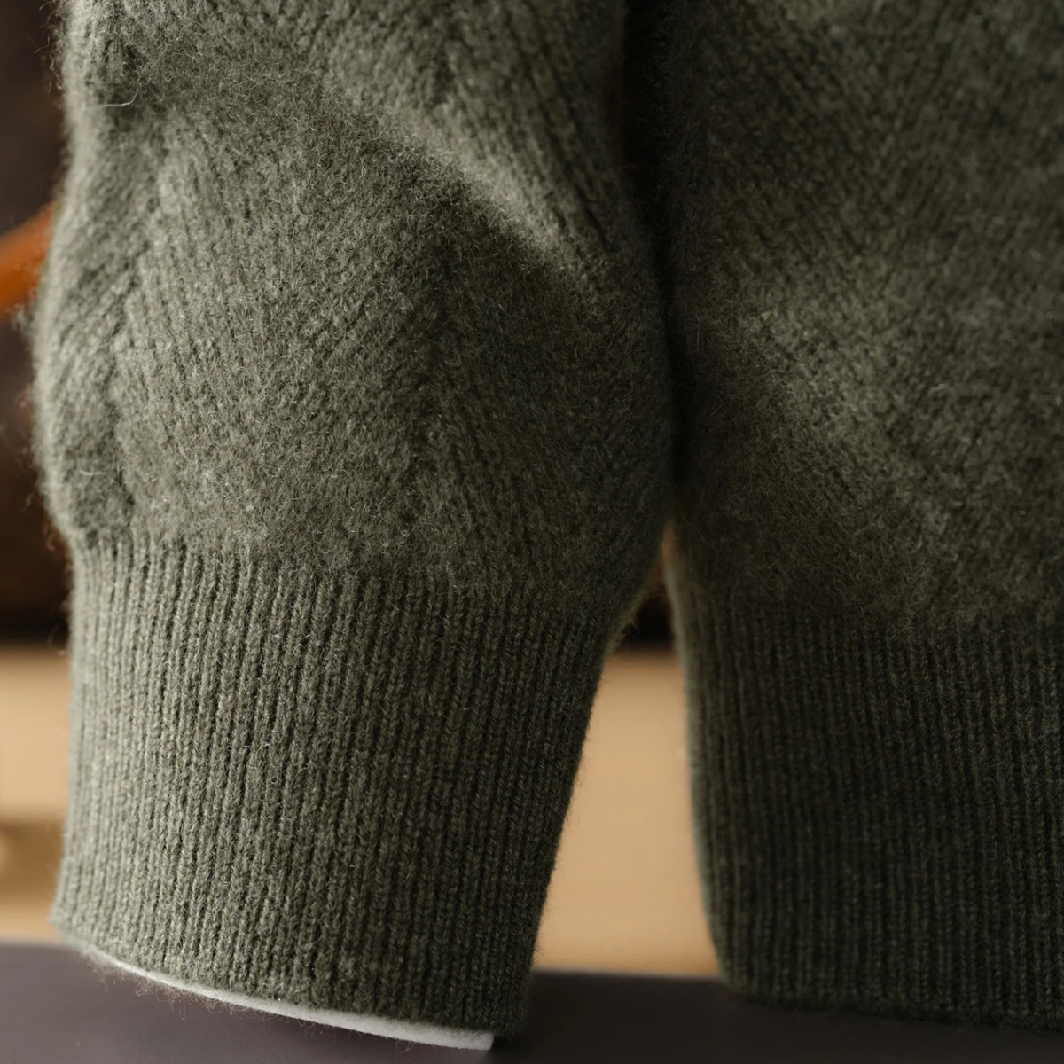 The Highmoor Men's Cashmere Wool Knit Sweater