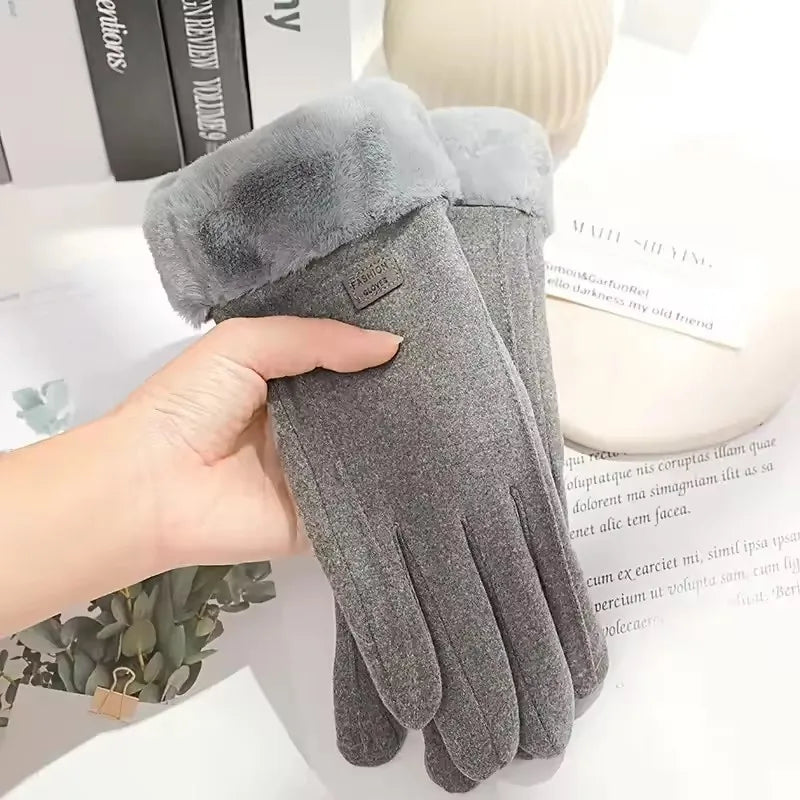 Women's Wind Resistant Plush Gloves