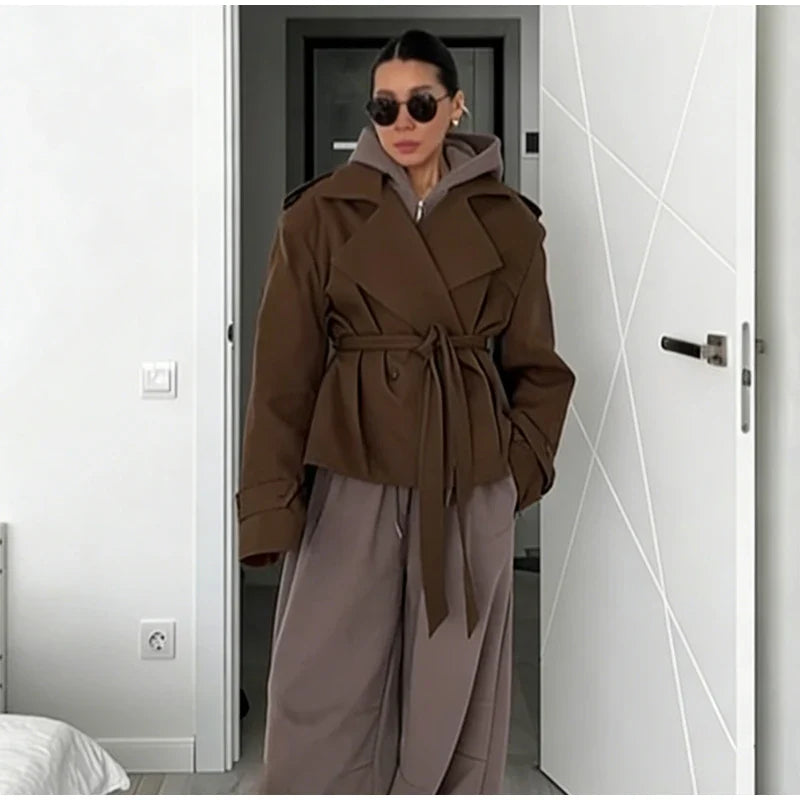 Women's Wide Shoulder Cropped Trench