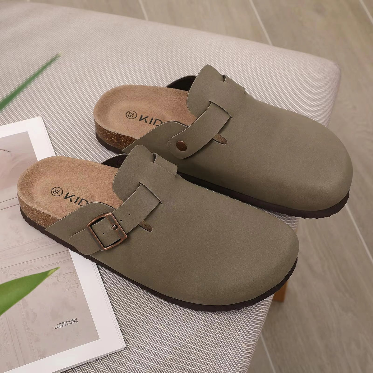 Men's Supportive Cork Clogs – Suede Buckle