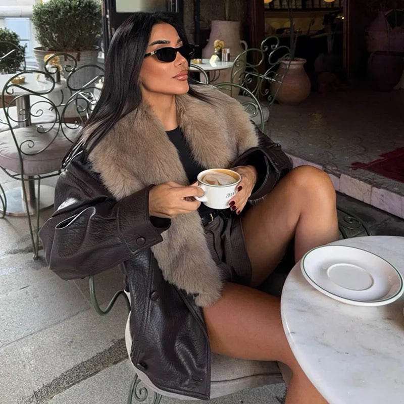 Women's Oversized Fur Collar Jacket — Black